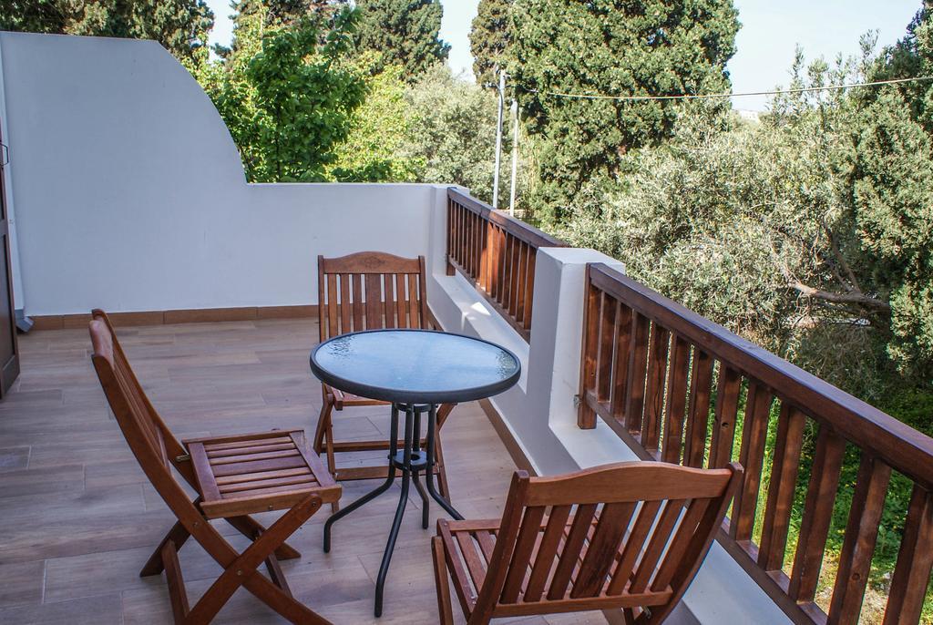Amorani Studios Batsi Exterior foto